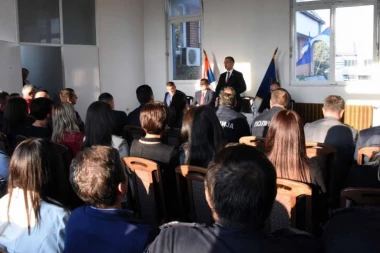 Stefanović: Želim da policija zna šta radimo za njih, ali i da od njih čujem kako planiraju da podignu bezbednost zemlje!