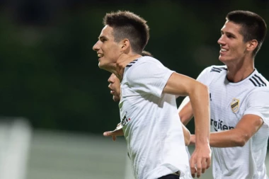 Fudbaler Sitija jasan: Imponuje mi interesovanje Zvezde, ali...