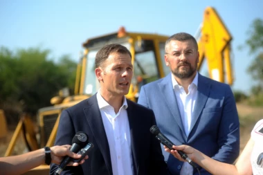 (FOTO) Mali obišao radove na drugoj fazi izgradnje Jelezovačkog kolektora