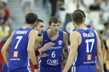 Brazil na kolenima: Moćna Češka deklasirala Petrovićev tim i nanela mu prvi poraz na Mundobasketu!