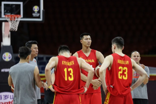 Radikalne mere Kineza: Ko se ne vrati, neće moći u nacionalno prvenstvo tri godine!