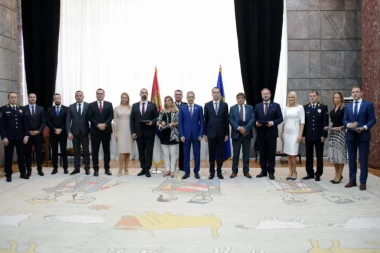 Simić: Policijski službenici prema svima su postupali profesionalno, u skladu sa zakonom i bez sumnje su pokazali visok stepen odgovornosti u situaciji