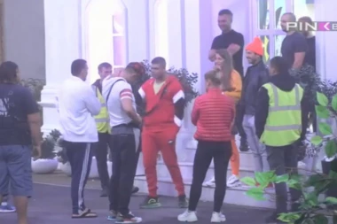 (VIDEO) Ka*o sam ti snajku u bulju, keva mi je tvoja pisala: Filip se brutalno posvađao sa Dejanom, pokazao i ponos!