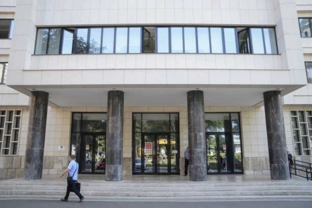 Ratni zločinac Mujanović osuđen na 10 godina: Tokom 1992. godine u Hrasnici zverski mučio oko 30 srpskih civila!