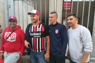 (FOTO/VIDEO) Vučić prvi stigao u Luksemburg