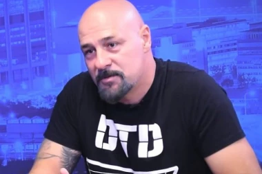 GRU JE TRAGIČNO NASTRADAO, BOL ZA OCEM I DALJE NE JENJAVA: Prva slika SINOVA nakon SMRTI REPERA, bio bi PONOSAN NA NJIH! (FOTO)