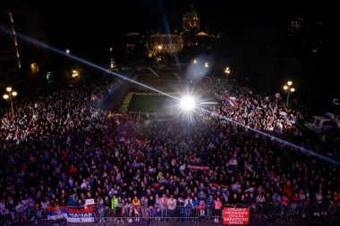 (FOTO) Zlatne "gracije" dočekane u prestonici: Prvakinje Evrope UGLAS - Vidimo se sa OLIMPIJSKIM ZLATOM!