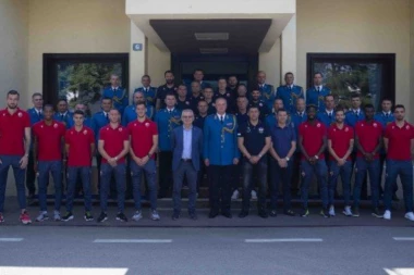 Vojska Srbije ugostila Crvenu zvezdu!