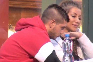 Užasno: Biljana poručila Dalili da joj rak pojede matericu, Dejan i ona plakali na sav glas!