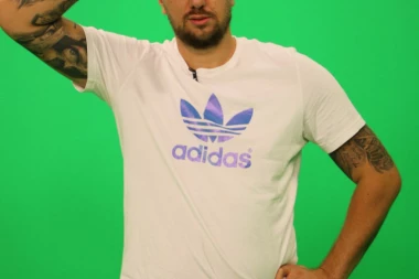 (VIDEO) Torta sa šok fotkom: Ovo je dokaz da je Janjuš bio u šemi sa novom zadrugarkom Aleksandrom!