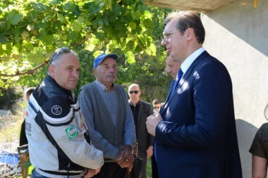 Predsednik Vučić stigao u Drvar i poručio: Srbija će biti uz vas mnogo više nego ranije