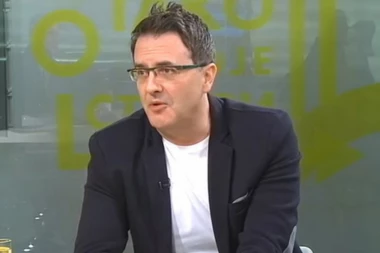 Spremačica optužila poznatog voditelja i glumca za silovanje: Prišao mi je sa leđa i počeo da me navlači!