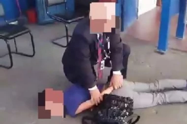 (VIDEO) Snimak sa autobuske stanice u Kragujevcu: Žena zapomaže, ne mogu da dišem!