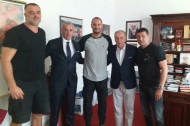 Posle košarkaškog, FK Crvena zvezda pomogla i rukometnom klubu!