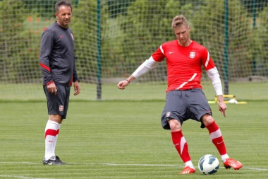 Šta se dešava sa Rajkovićem i Partizanom?