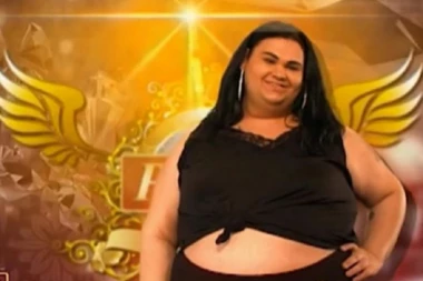 Ometao policiju: Transvestit iz "Parova" napavio haos!