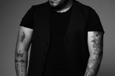 Spektakularni koncert u Sava Centru: Novi početak Darka Lazića!