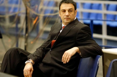 ŠOK TERAPIJA HIMKIJA: Zvezdina LEGENDA pojačala ruskog velikana!