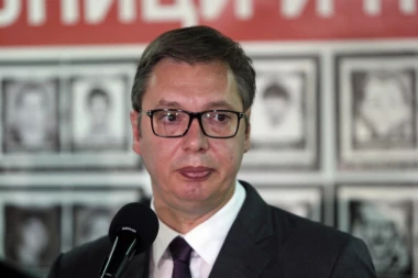 Vučić posetio porodicu Stanike Gligorijević, tragično stradaloj na naplatnoj rampi u Doljevcu: Mužu i deci obećana pomoć