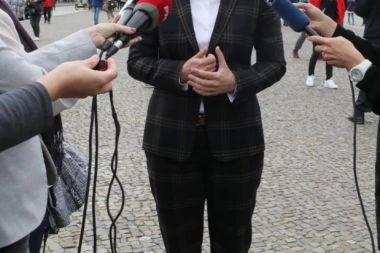 Premijerka uoči susreta sa Merkelovom: Da učvrstimo saradnju sa Nemačkom