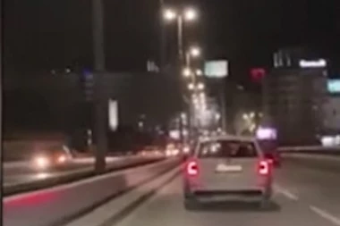 (VIDEO) Priveden pametnjaković koji je vozio u kontra smeru po Brankovom mostu!