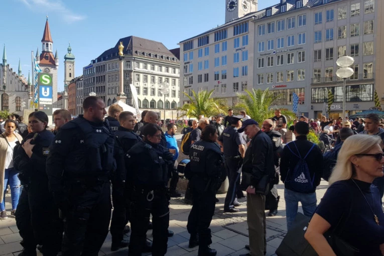 SIRENE PRESTRAVILE MILIONE GRAĐANA! Užasan zvuk parao uši, niko nije znao šta se dešava! Razlog PANIKE ih je jako iznervirao (VIDEO)