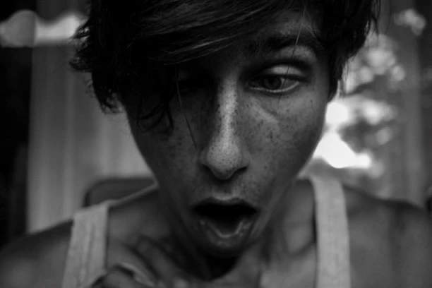 NE, NIJE NIKOTIN: Ovih ŠEST stvari vam može ozbiljno OŠTETITI pluća!