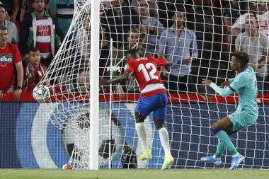 Granada ponizila Barsu i preuzela čelo Primere!