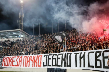 Vazura sa "Grobarima" organizovao skandiranje protiv Kokeze i državnog vrha! Zajedno napravili transparent: "KOKEZA PI*KO JE*BEMO TI SVE!"