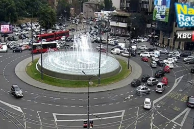 BLOKADA BEOGRADA: Za ponedeljak prijavljen protest najmanje 3.000 taksi vozila!