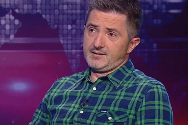 POLICIJA ZAUSTAVILA VODITELJA "MENTALNOG RAZGIBAVANJA"! Novinar "Nova S" divljao za volanom