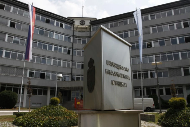 BIA UPUTILA OŠTRO PISMO FIS: Srpski bezbednjaci ne planiraju nikakva ubistva!