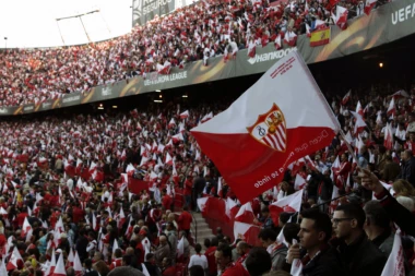 Sevilja rutinski sa Granadom!