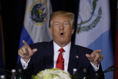 OPOZIV TRAMPA, NOVA FAZA: U Senatu uskoro počinje suđenje predsedniku SAD