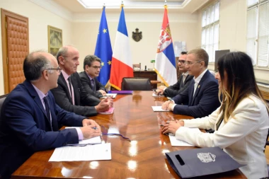 Stefanović sa ambasadorom Francuske: Saradnja policije dve države na visokom nivou