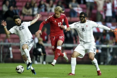 Trese se Nica: Mladi fudbaler ukrao Dolbergu SKUPOCENI sat od 70.000 evra!