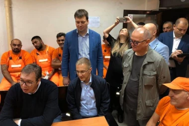 Vesić: Vučić je prvi predsednik koji je posetio radnike Gradske čistoće