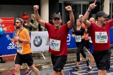 Mali istrčao maraton u Berlinu i oborio lični rekord