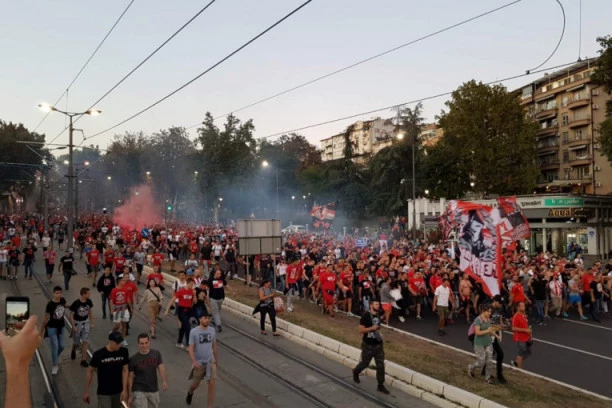 PAŽNJA, PAŽNJA: Oglasila se Crvena zvezda VAŽNIM SAOPŠTENJEM ZA NAVIJAČE uoči Lajpciga! OVO SU INSTRUKCIJE ZA NEMAČKU!