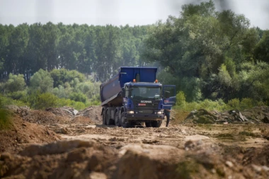 SAZNAJEMO! Sužava se krug oko Vojkana Krstića: Krenula istraga o divljim deponijama!