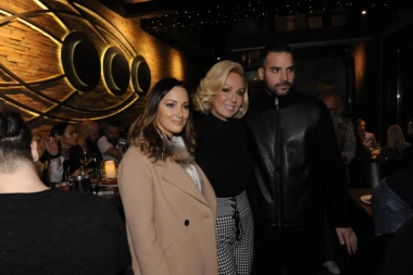 Folkerka ne troši na sina i snajku ni dinar: Brena povela Priju na more pa joj naplatila aranžman za nju i Filipa!