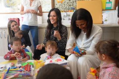 Tamara Vučić sa gošćom iz Belizea u Zvečanskoj