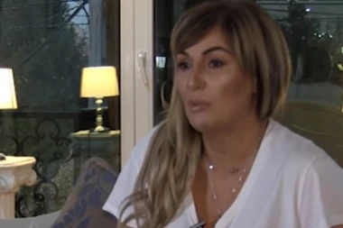 Tragedija poznate pevačice: Preminuo suprug Elme Sinanović!