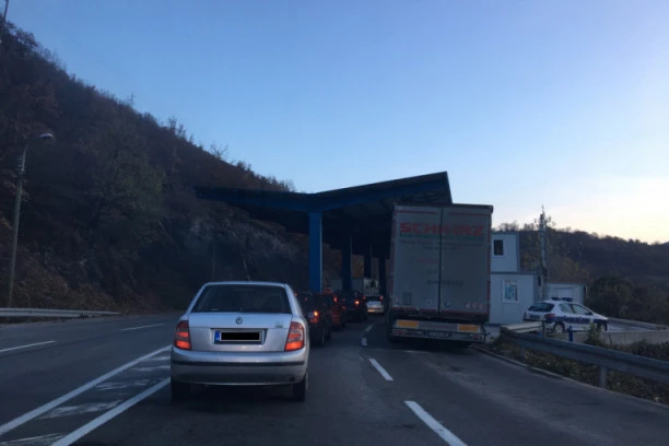 Priština potpisala "ukidanje" taksi