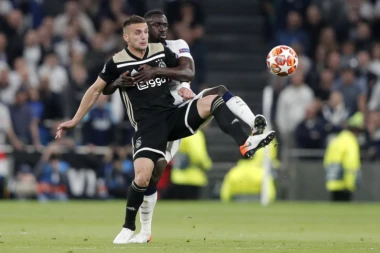 Barsa pitala, Ajaks rekao NE!