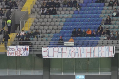 (FOTO) Navijači CSKA se poklonili dvojici majstora: Zoran i Natho zauvek crveno-plavi!