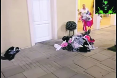 Marija i Miljana van kontrole:  Kulićke maltretirale  dadilju, pa joj dale otkaz