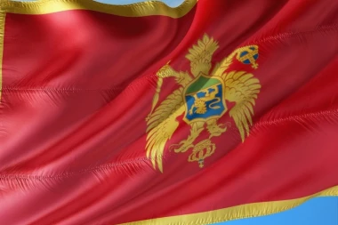 Makedonci ponizili Mila kao niko do sada: Tokom posete premijera zastava Crne Gore okrenuta naopako