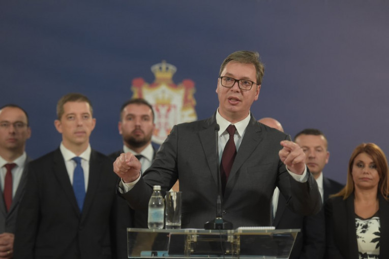 Vučić: Izlazak na izbore je pitanje opstanka naroda na Kosovu!