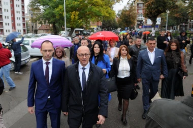 Rakić otkrio sledeći potez Srpske liste: Ako potvrde presudu Todosijeviću, napuštamo institucije